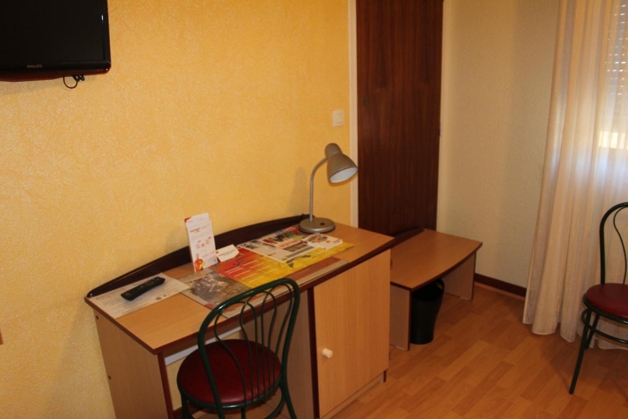 Hotel Saint-Hubert Habitación foto